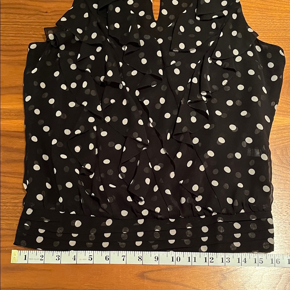WHBM Black with White Polka Dots Sleeveless Ruffle Neck Top Size XS - Picture 6 of 11